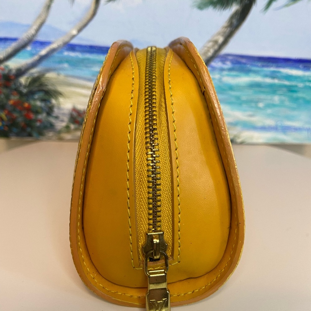Louis Vuitton Dauphine Cosmetic Pouch Yellow EPI Leather - Picture 11 of 13